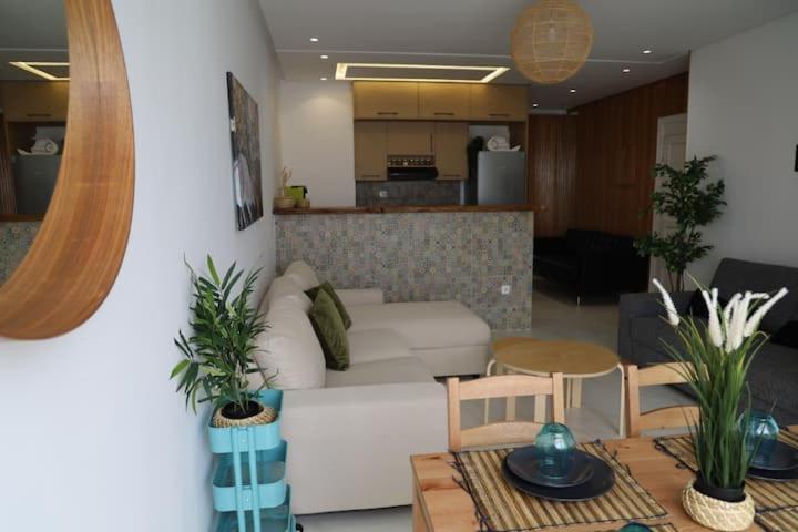 דאר בואזה Appartement De Luxe Front Mer A Dar Bouaaza מראה חיצוני תמונה