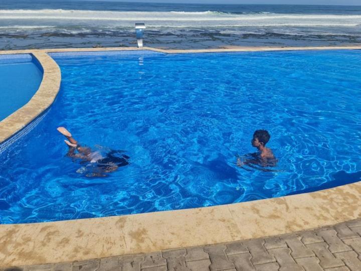 דאר בואזה Appartement De Luxe Front Mer A Dar Bouaaza מראה חיצוני תמונה